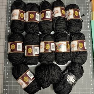 🆕 Lion Brand Yarn Lot (13) - Black - New